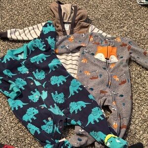 Carter’s 9m Footed Pajamas Bundle of 3 | Zipper | Gently Used